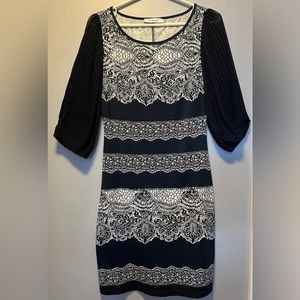 Arizona Sheath Sheer Arms Blue & White Dress Women’s Size 38 = Small